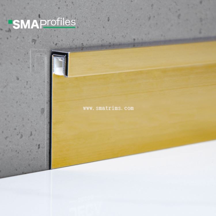 stainless skirting with led lights